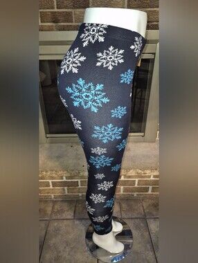 Just Cozy Women’s Fleece Leggings XS/S & M/L Dark Navy Snowflake Print